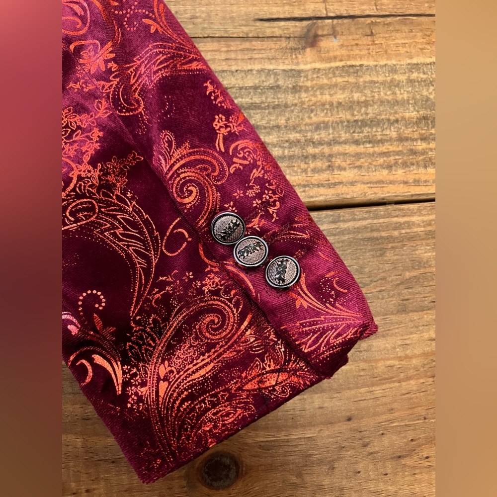 Men's Red Brocade Dinner Jacket - Elegant Patterned Blazer - Picture 7 of 9